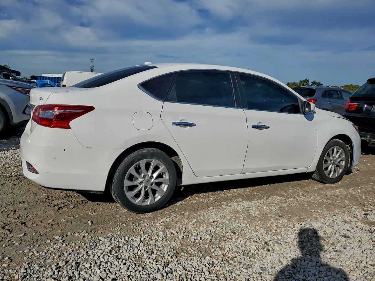 2019 Nissan Sentra S - Image 3