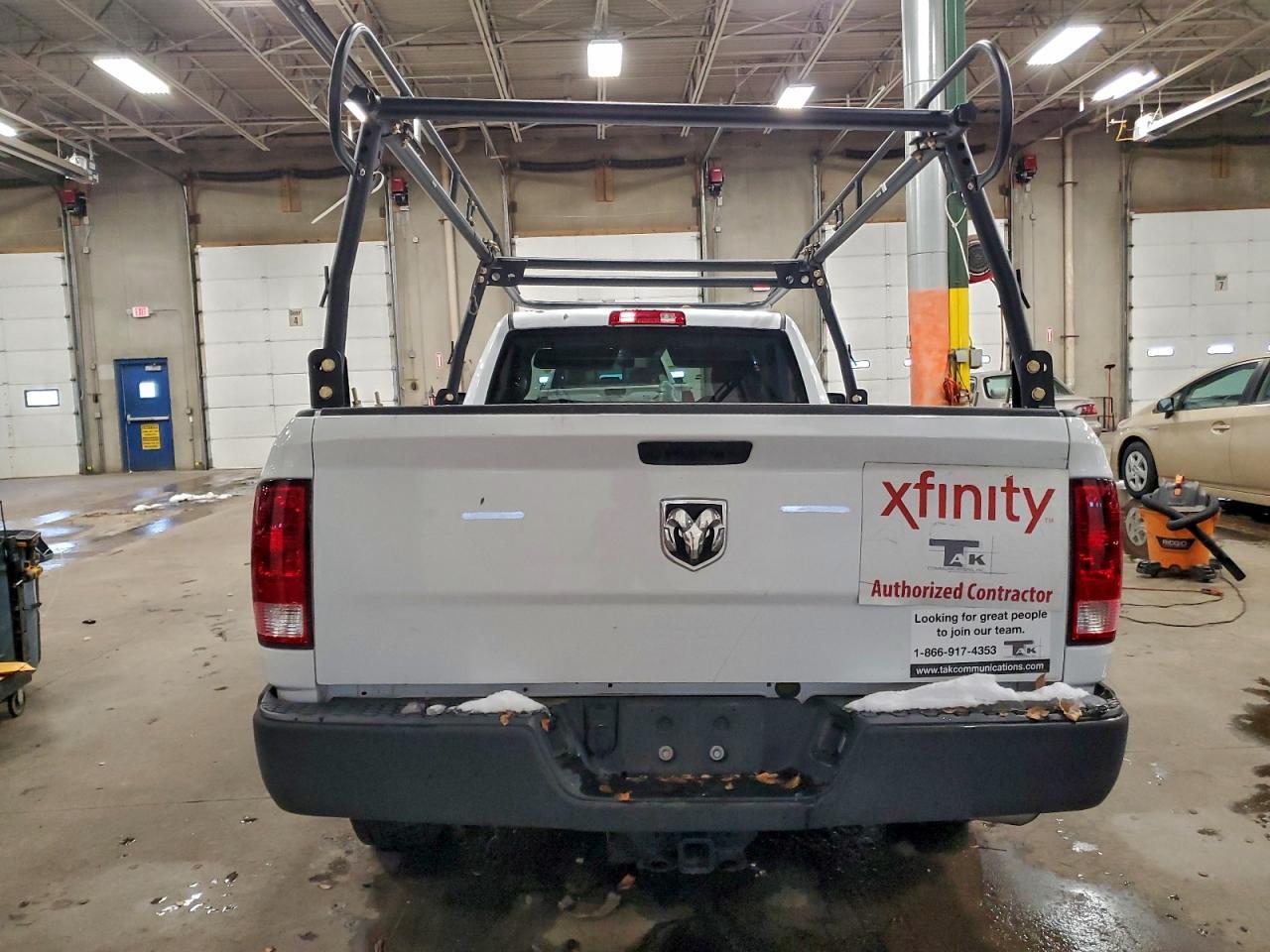 2022 Ram 1500 Classic Tradesman - Фото 6