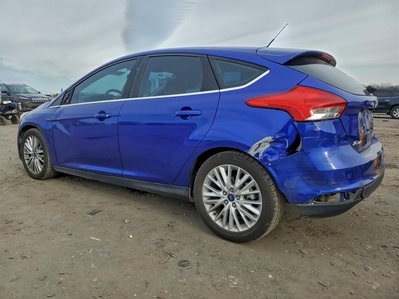 2015 Ford Focus Titanium - Image 2