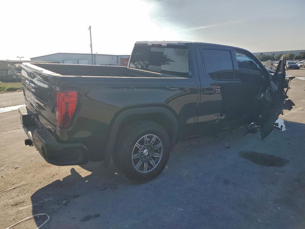 2024 GMC Sierra K1500 At4 - Фото 3
