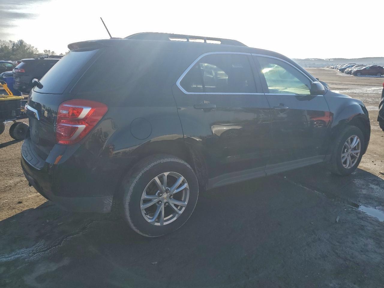 2017 Chevrolet Equinox Lt - Image 3