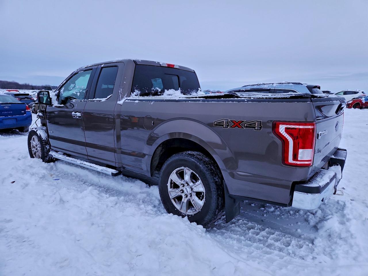 2016 Ford F150 Super Cab - Image 2