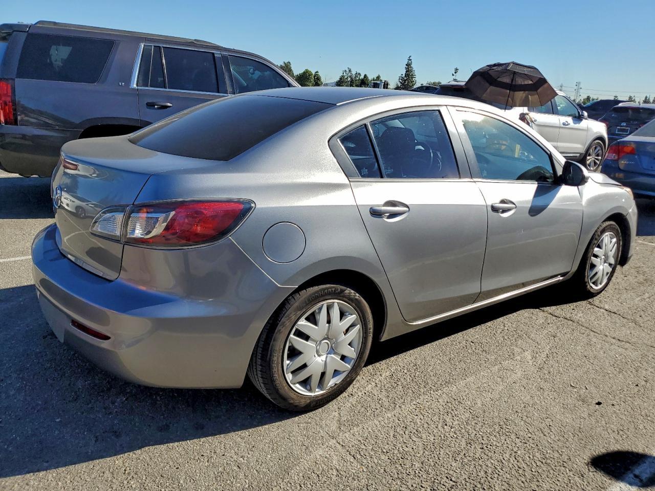2012 Mazda 3 I - Фото 3