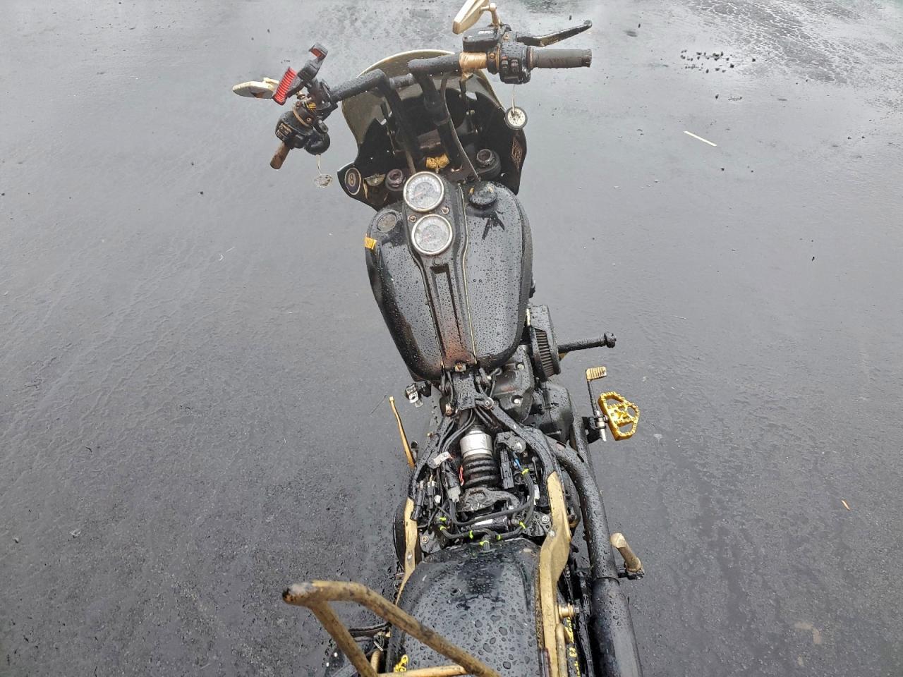 2021 Harley-Davidson Fxlrs - Image 6