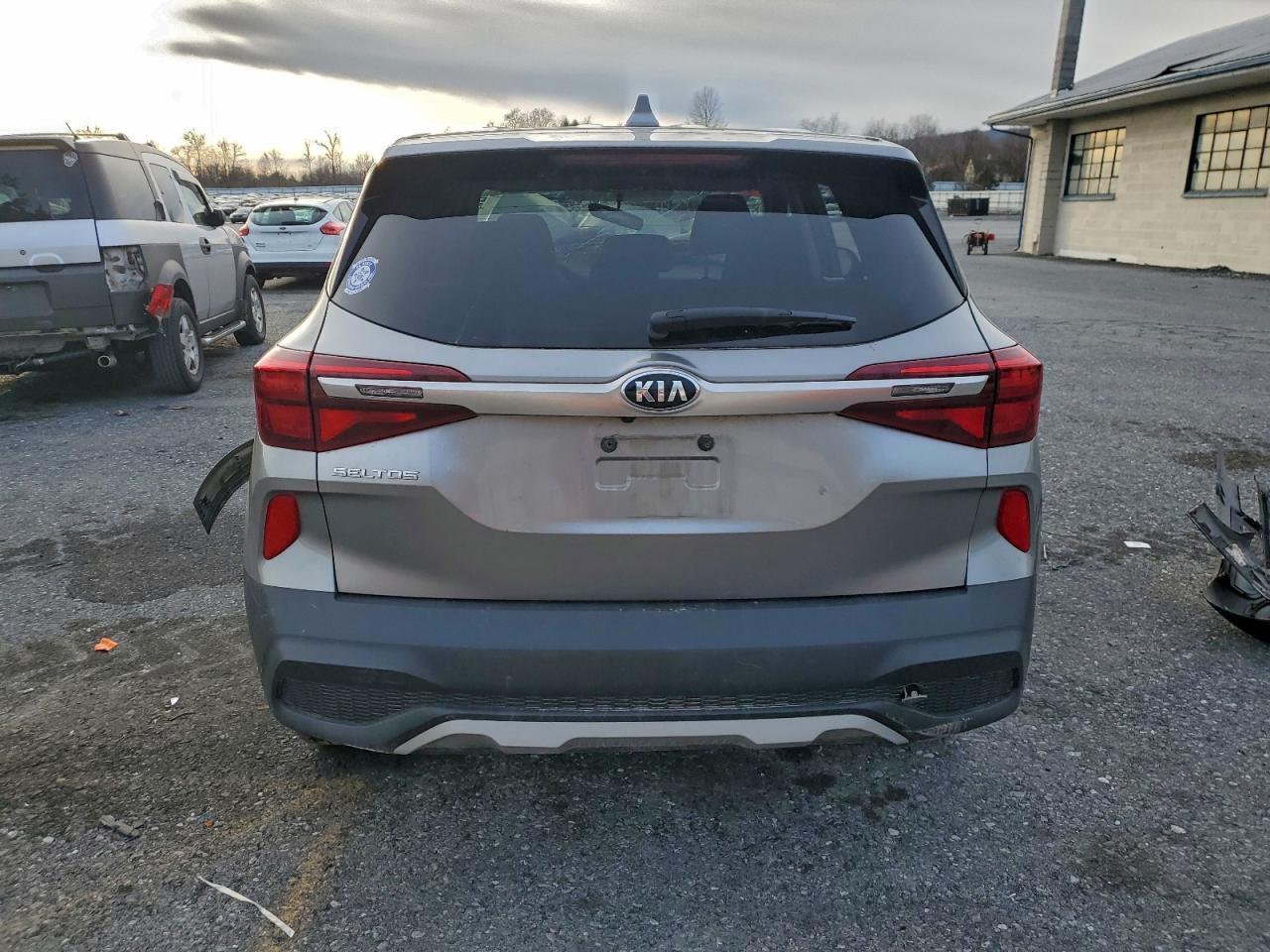 2021 Kia Seltos Lx - Фото 6