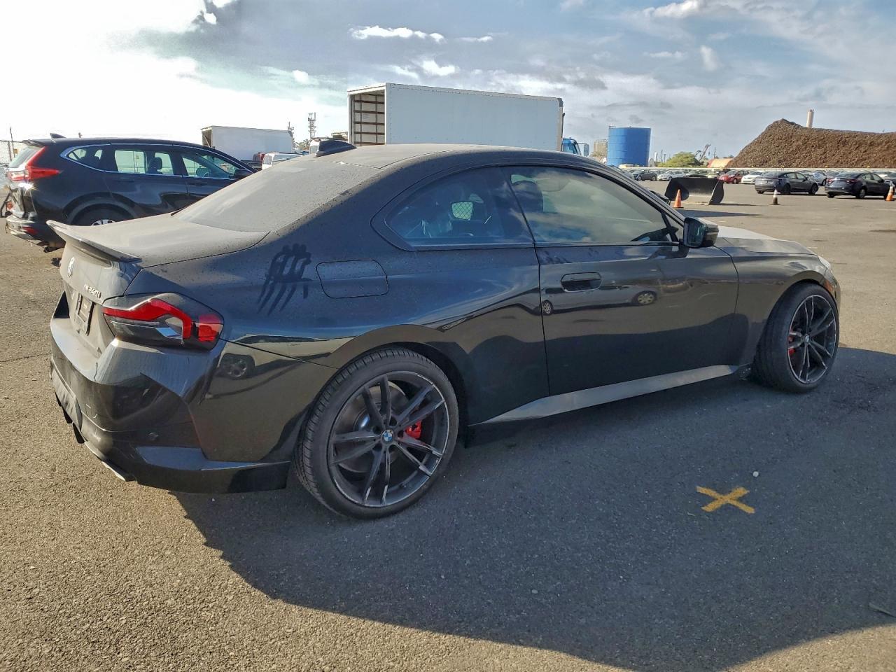 2022 BMW M240Xi - Фото 3