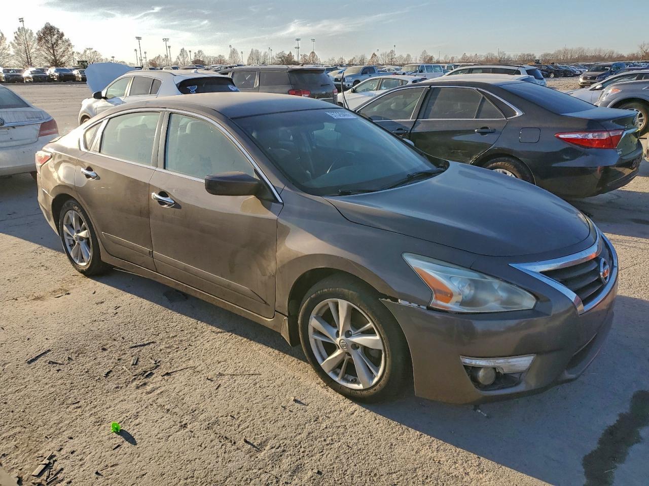 2015 Nissan Altima 2.5 - Image 4
