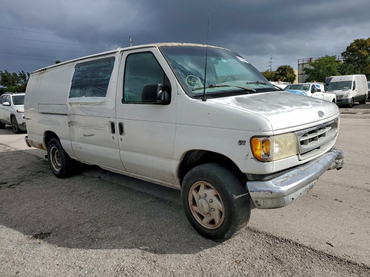 2002 Ford Econoline E250 Van - Image 4