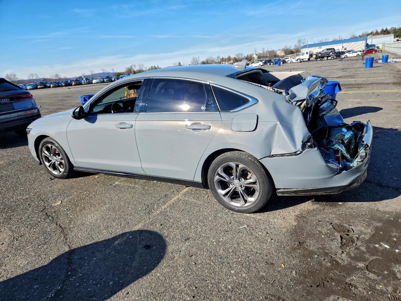 2025 Honda Accord Hybrid Exl - Image 2