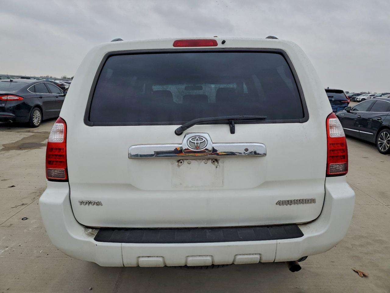2008 Toyota 4Runner Sr5 - Image 6
