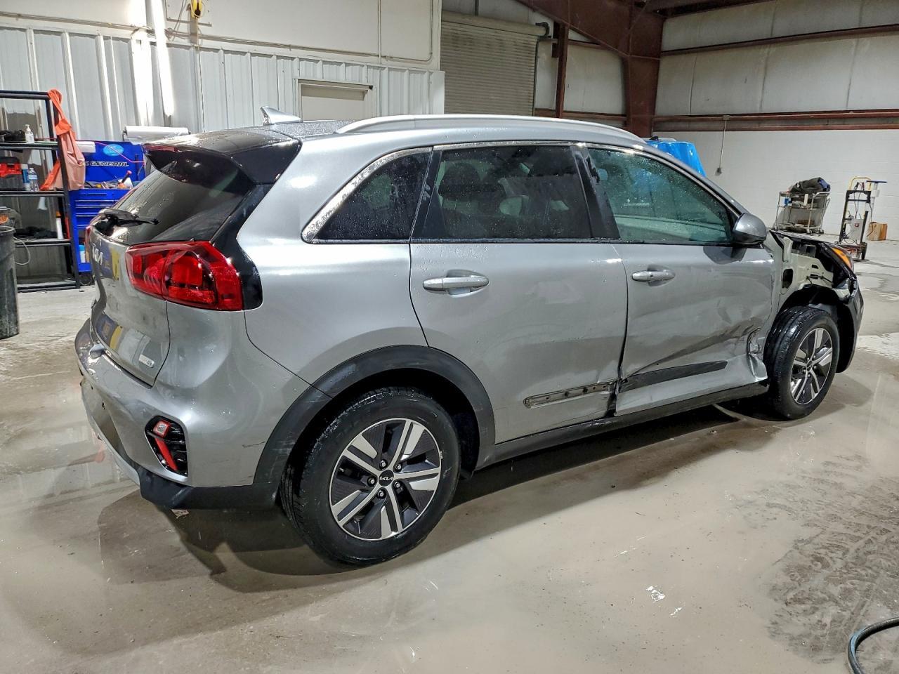2022 Kia Niro Lx - Фото 3