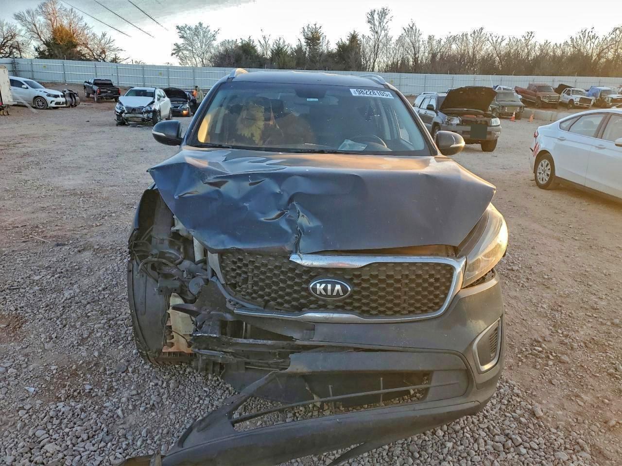 2017 Kia Sorento Lx - Image 5