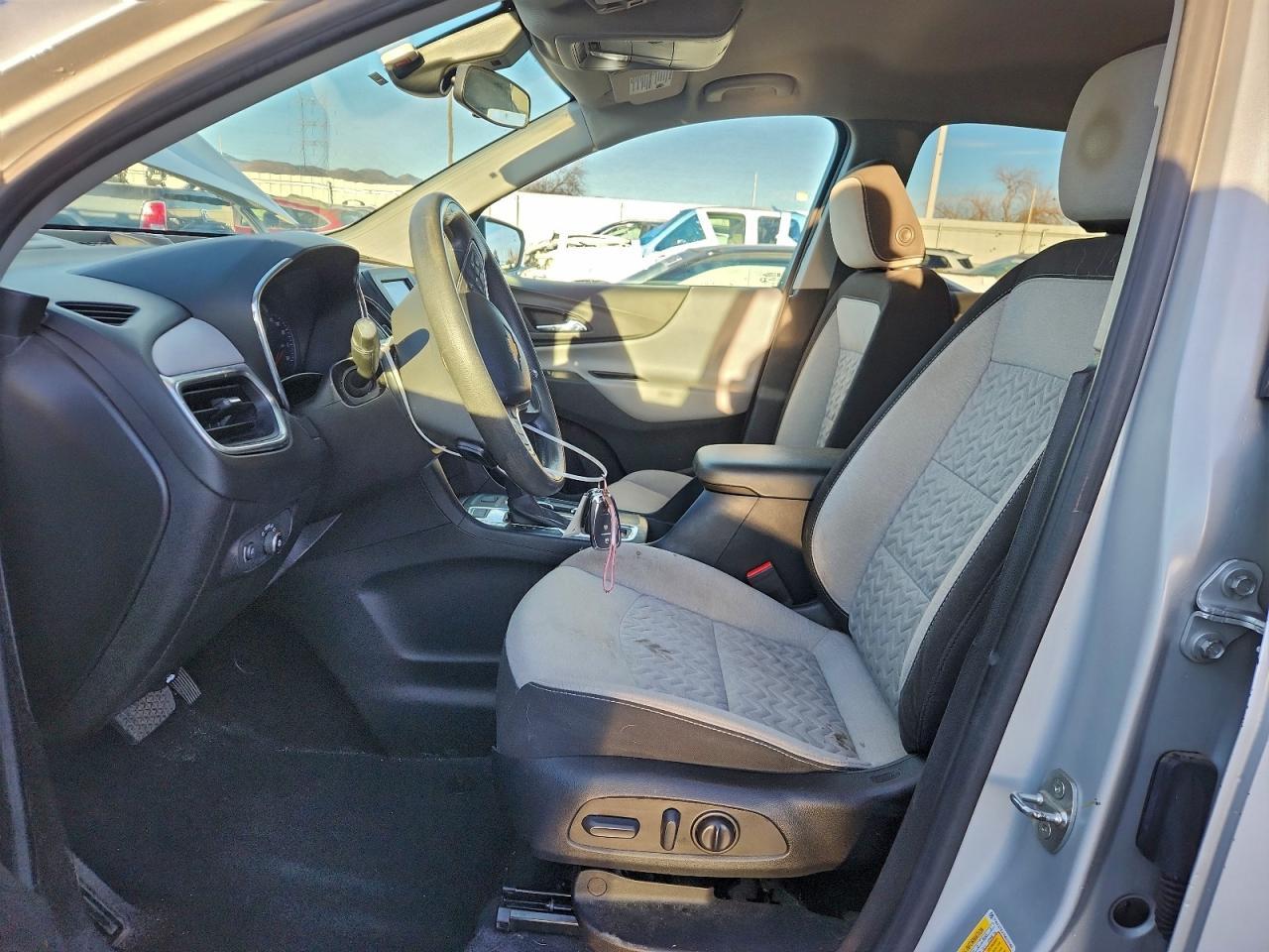2022 Chevrolet Equinox Lt - Фото 7