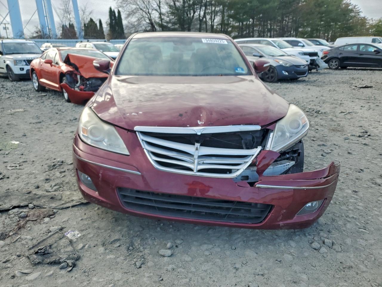 2011 Hyundai Genesis 3.8L - Фото 5