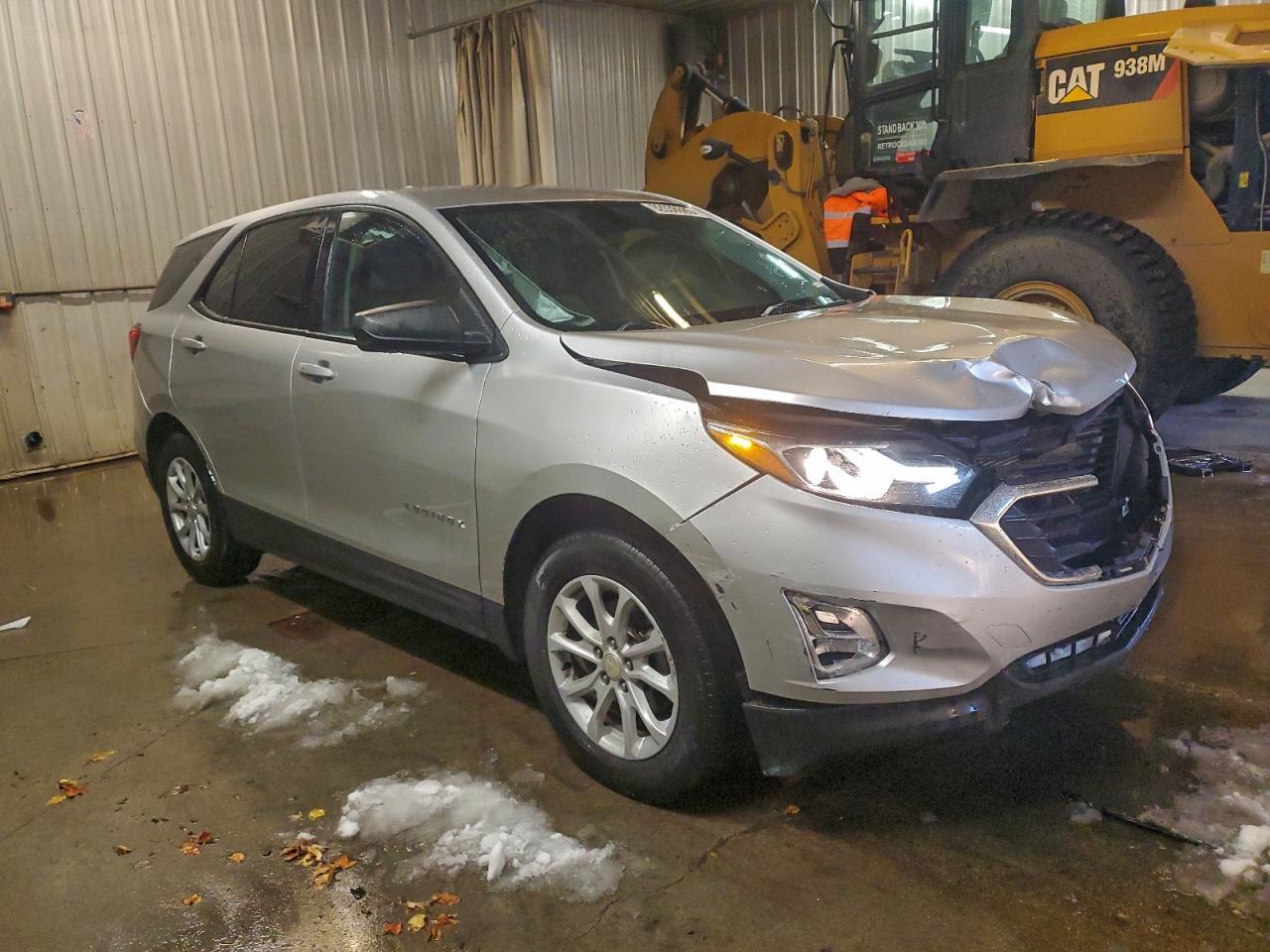 2018 Chevrolet Equinox Ls - Фото 4