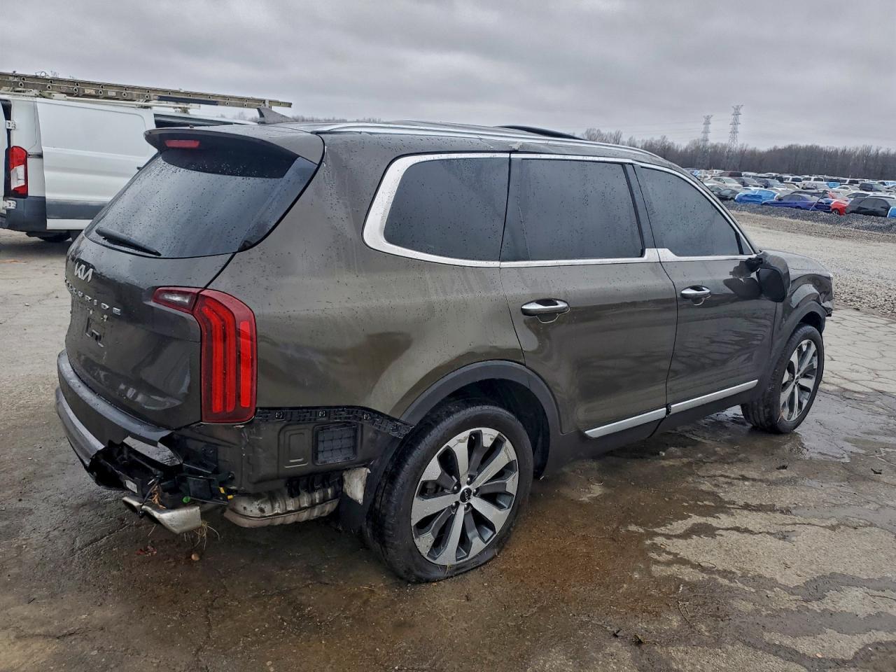 2022 Kia Telluride S - Фото 3
