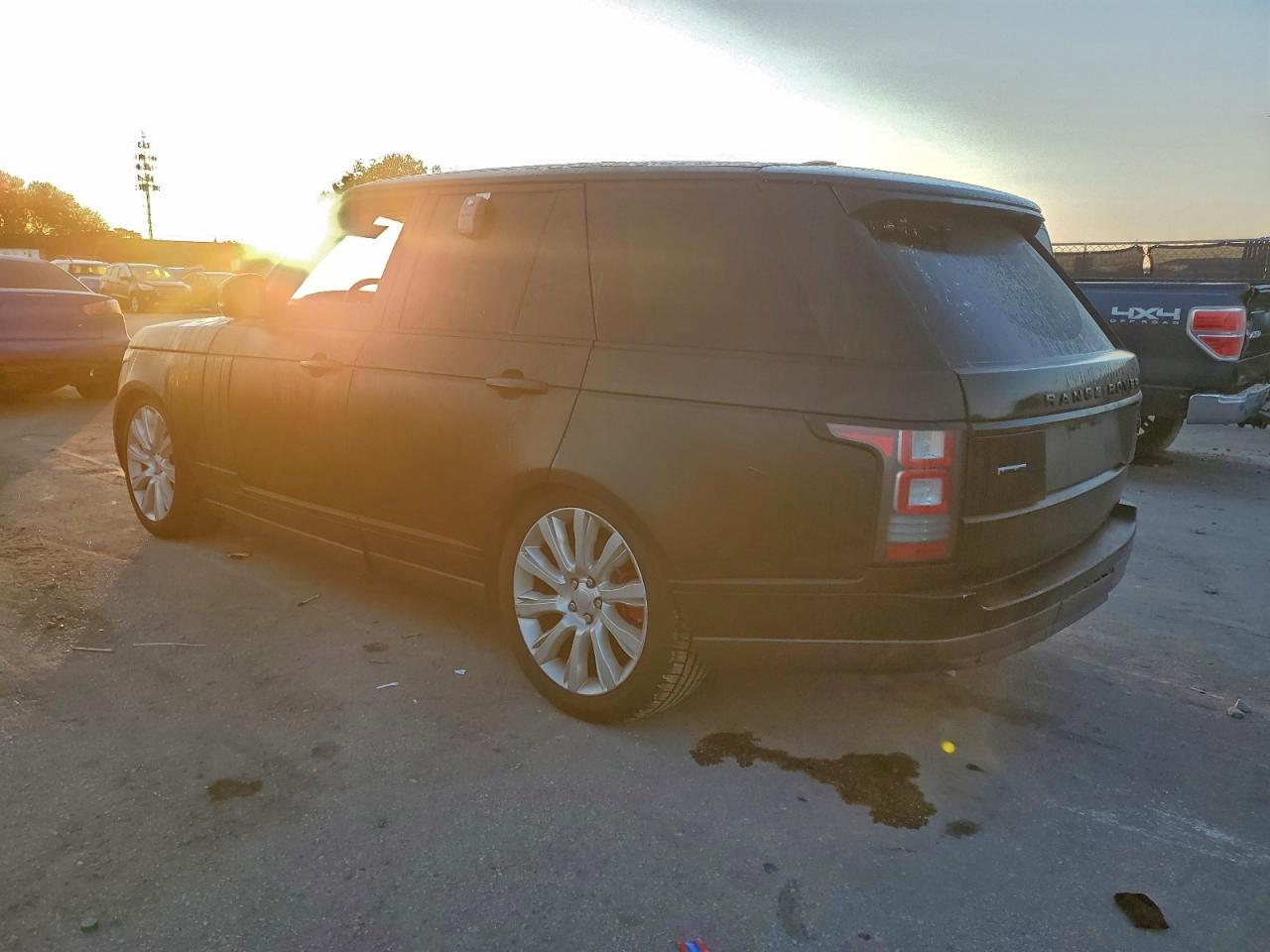 2014 Land Rover Range Rover Supercharged - Фото 2