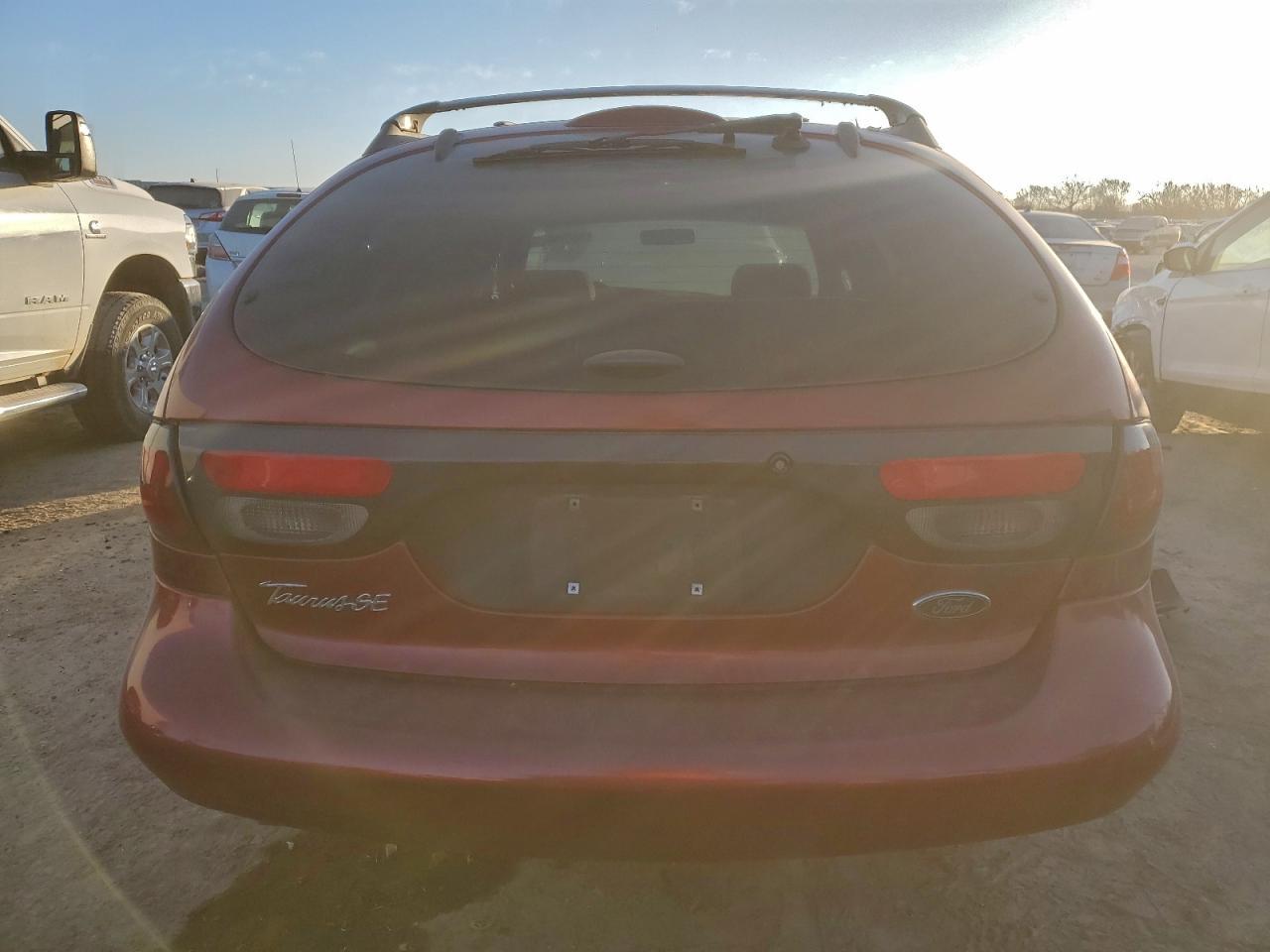 1999 Ford Taurus Se - Фото 6