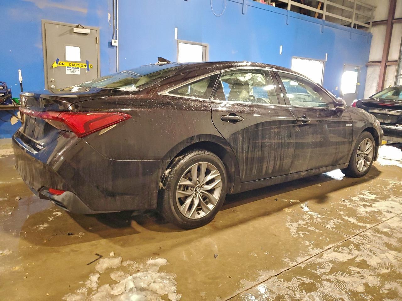 2020 Toyota Avalon Xle - Фото 3