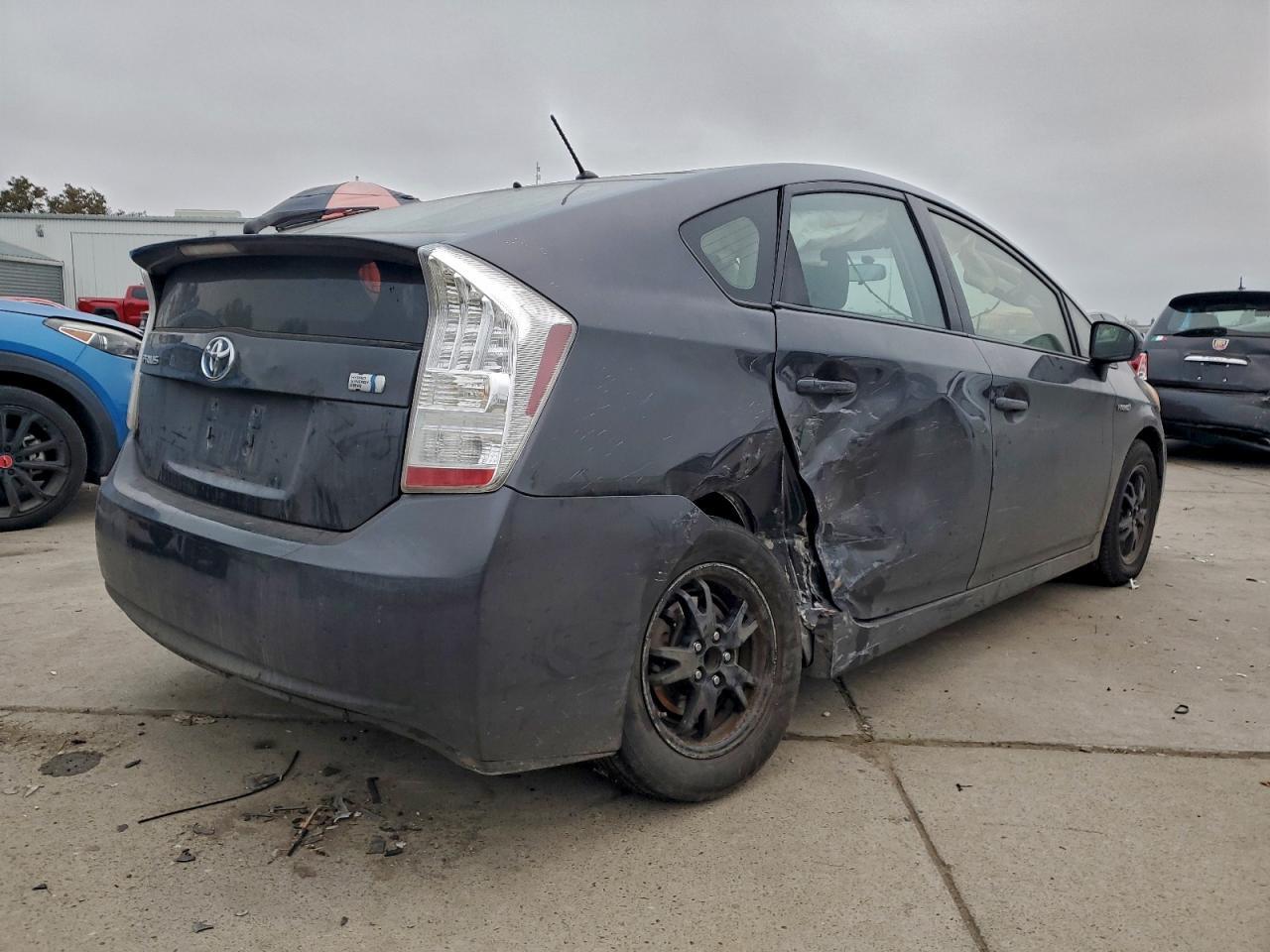 2014 Toyota Prius - Фото 3