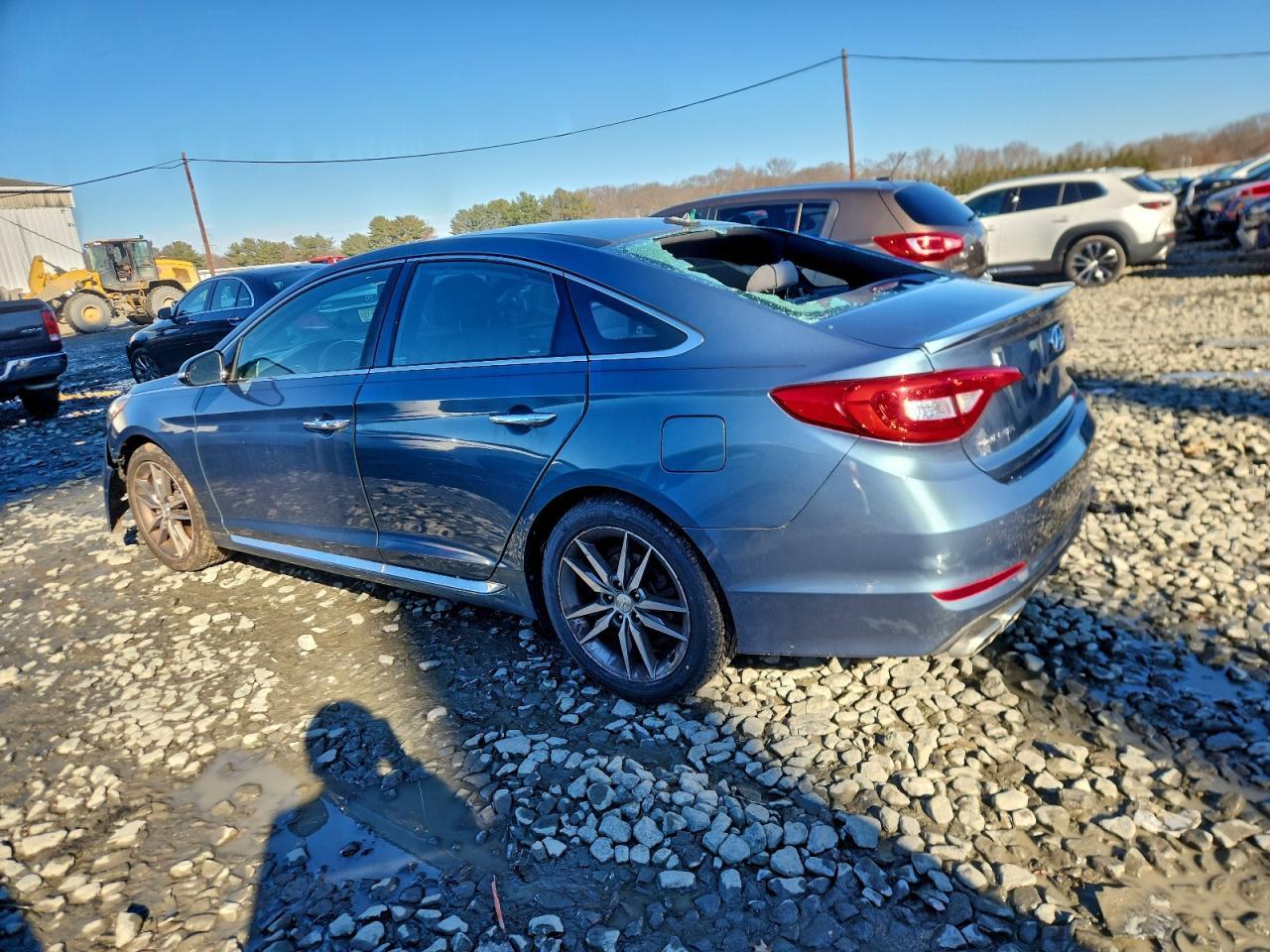 2015 Hyundai Sonata Sport - Фото 2