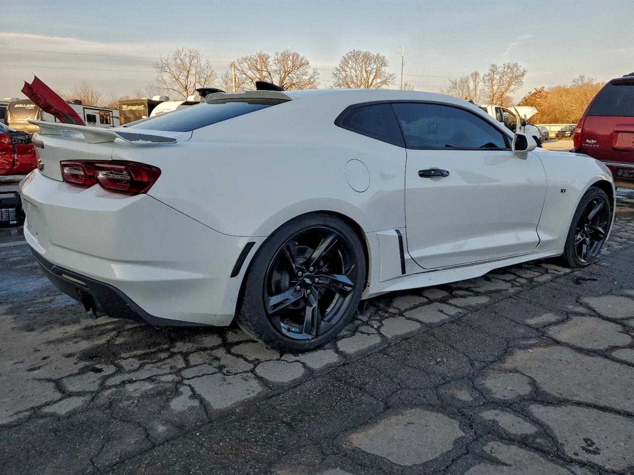 2019 Chevrolet Camaro Ls - Image 3