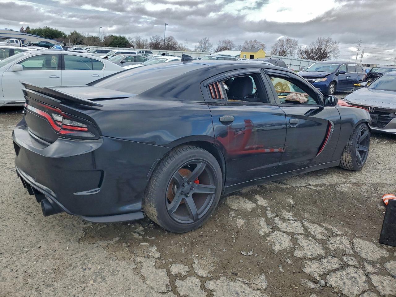 2016 Dodge Charger R/T - Image 3