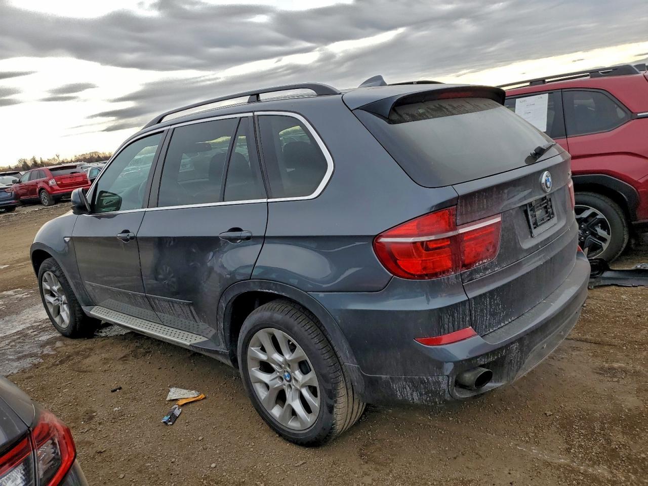 2013 BMW X5 xDrive35I - Фото 2