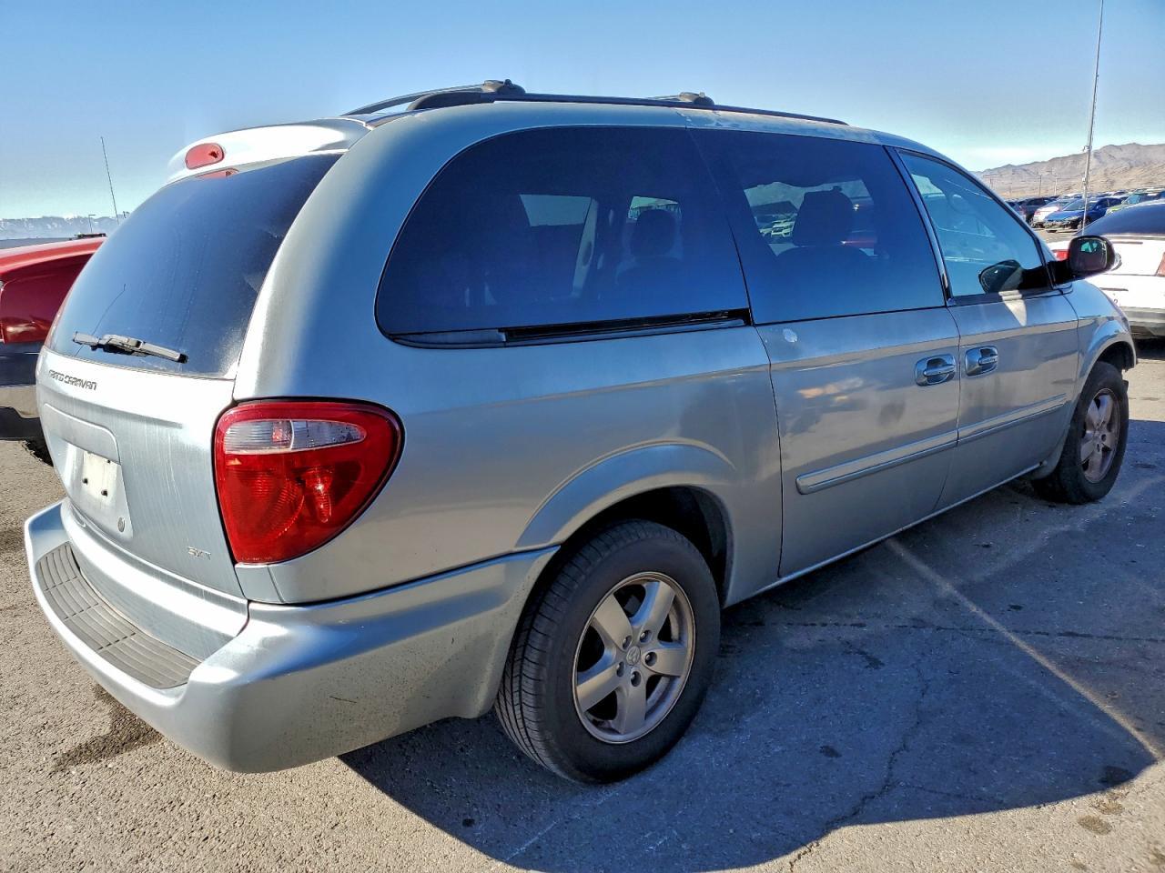 2006 Dodge Grand Caravan Sxt - Фото 3