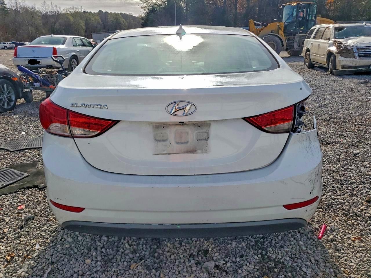 2016 Hyundai Elantra Se - Image 6