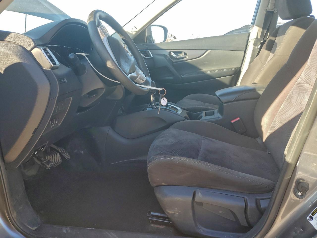 2015 Nissan Rogue S - Фото 7