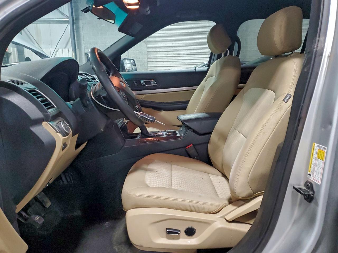 2016 Ford Explorer - Фото 7