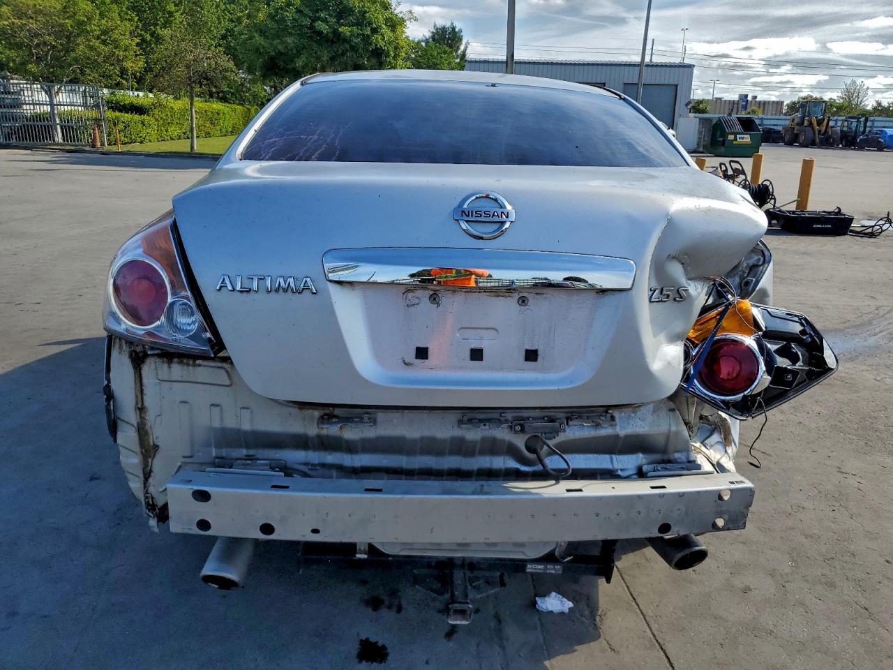 2012 Nissan Altima Base - Image 6