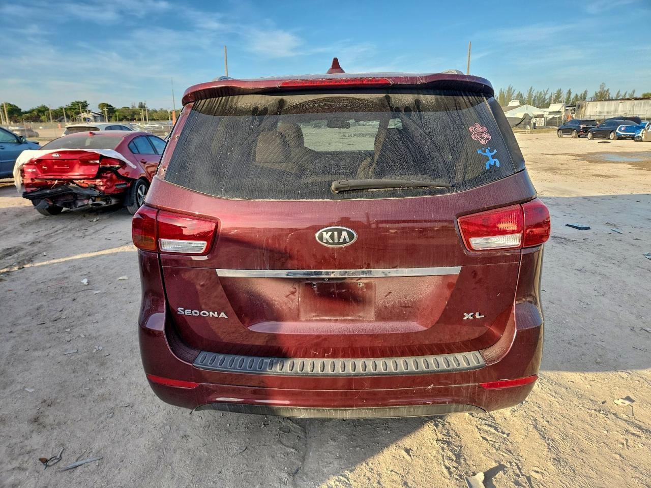 2015 Kia Sedona Lx - Фото 6