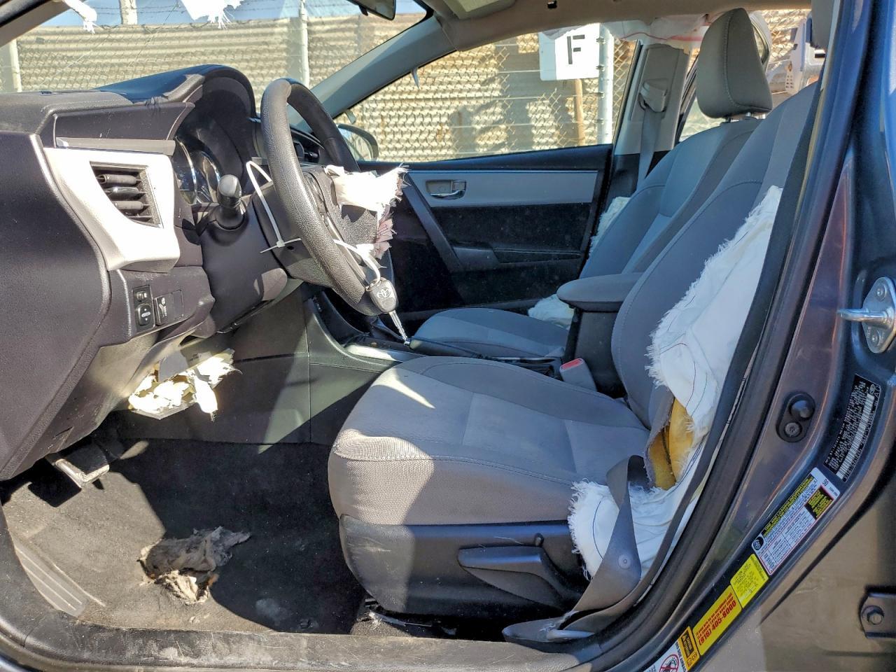 2015 Toyota Corolla Le Plus - Фото 7