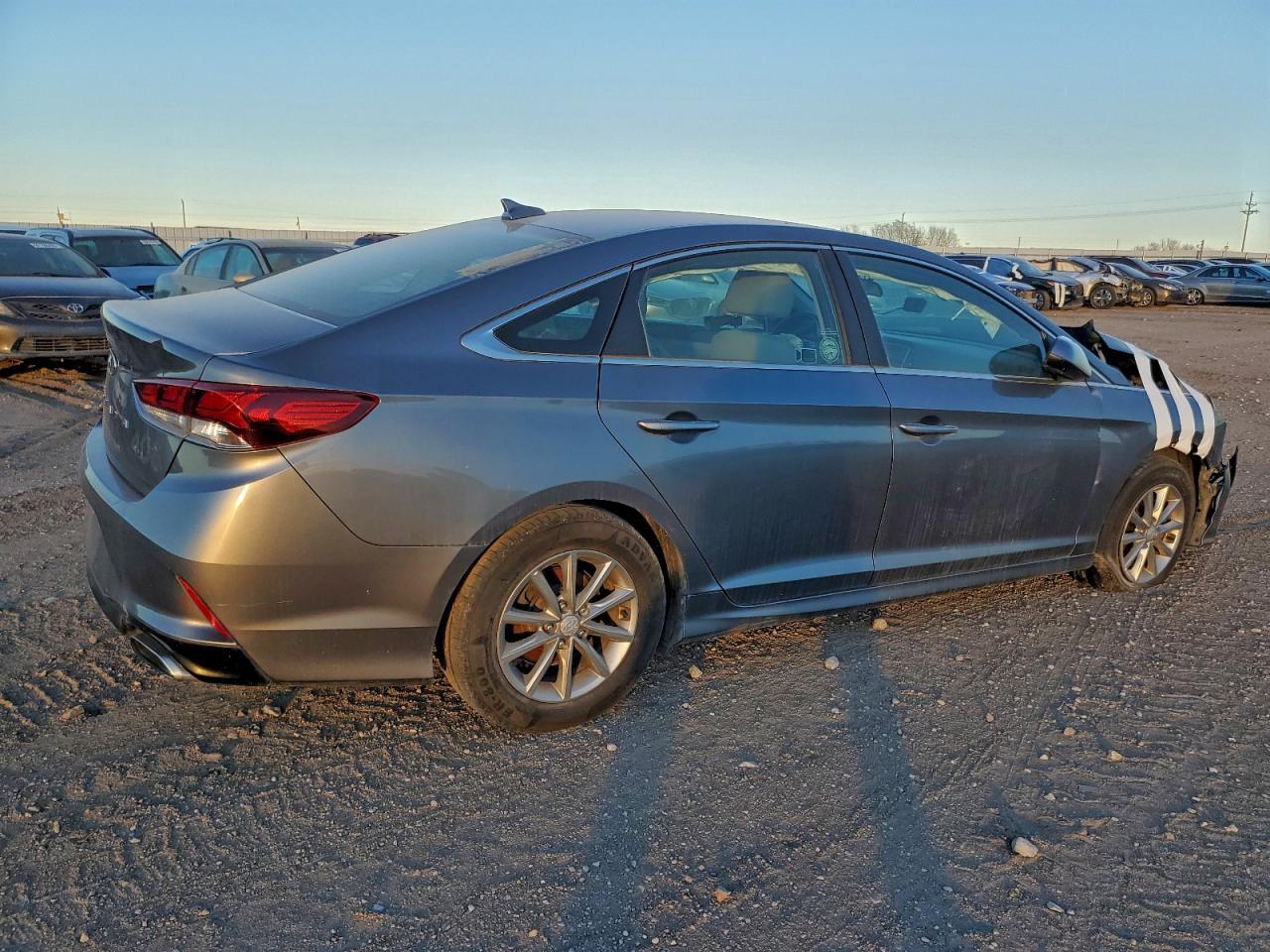 2018 Hyundai Sonata Se - Фото 3