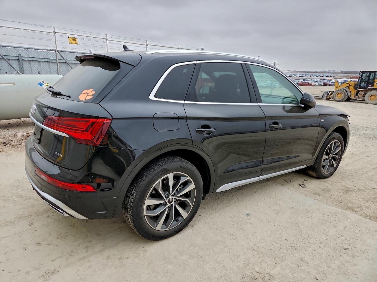 2022 Audi Q5 Premium Plus 45 - Фото 3