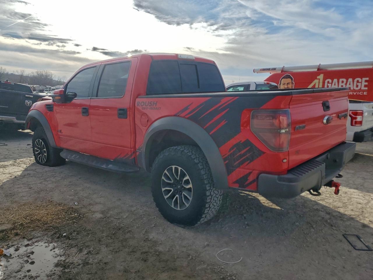 2013 Ford F150 Svt Raptor - Image 2