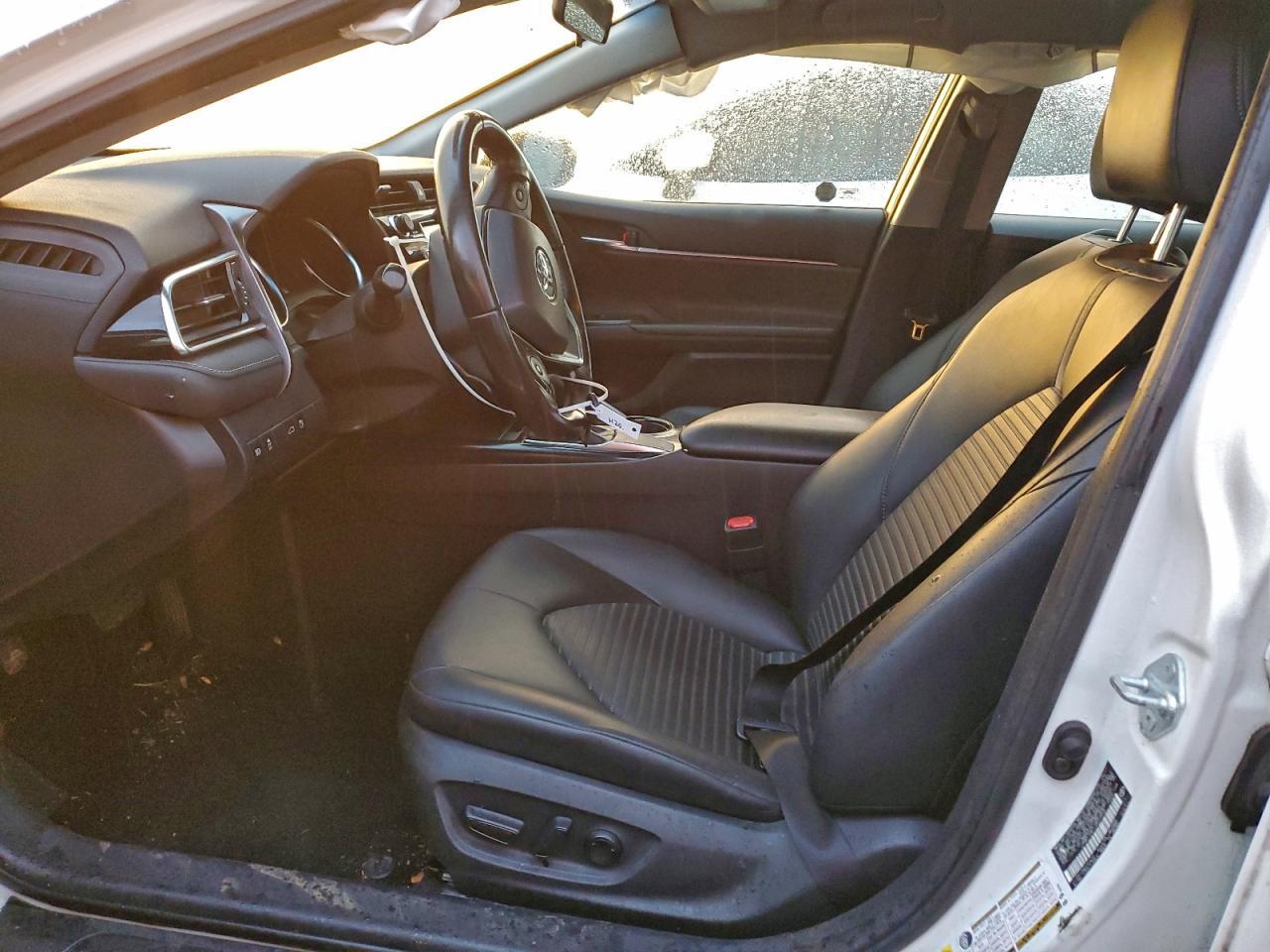 2018 Toyota Camry Se - Image 7