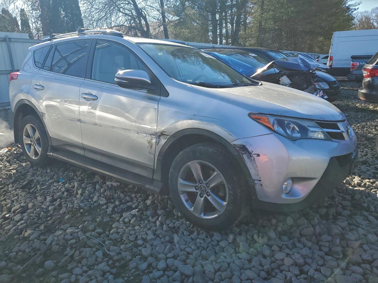 2015 Toyota Rav4 Xle - Image 4