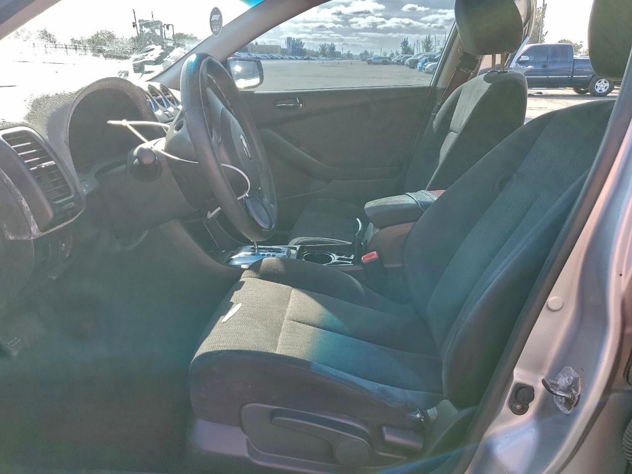 2012 Nissan Altima Base - Image 7