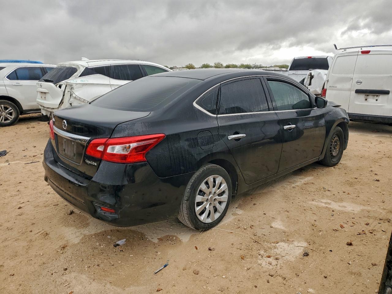 2019 Nissan Sentra S - Фото 3