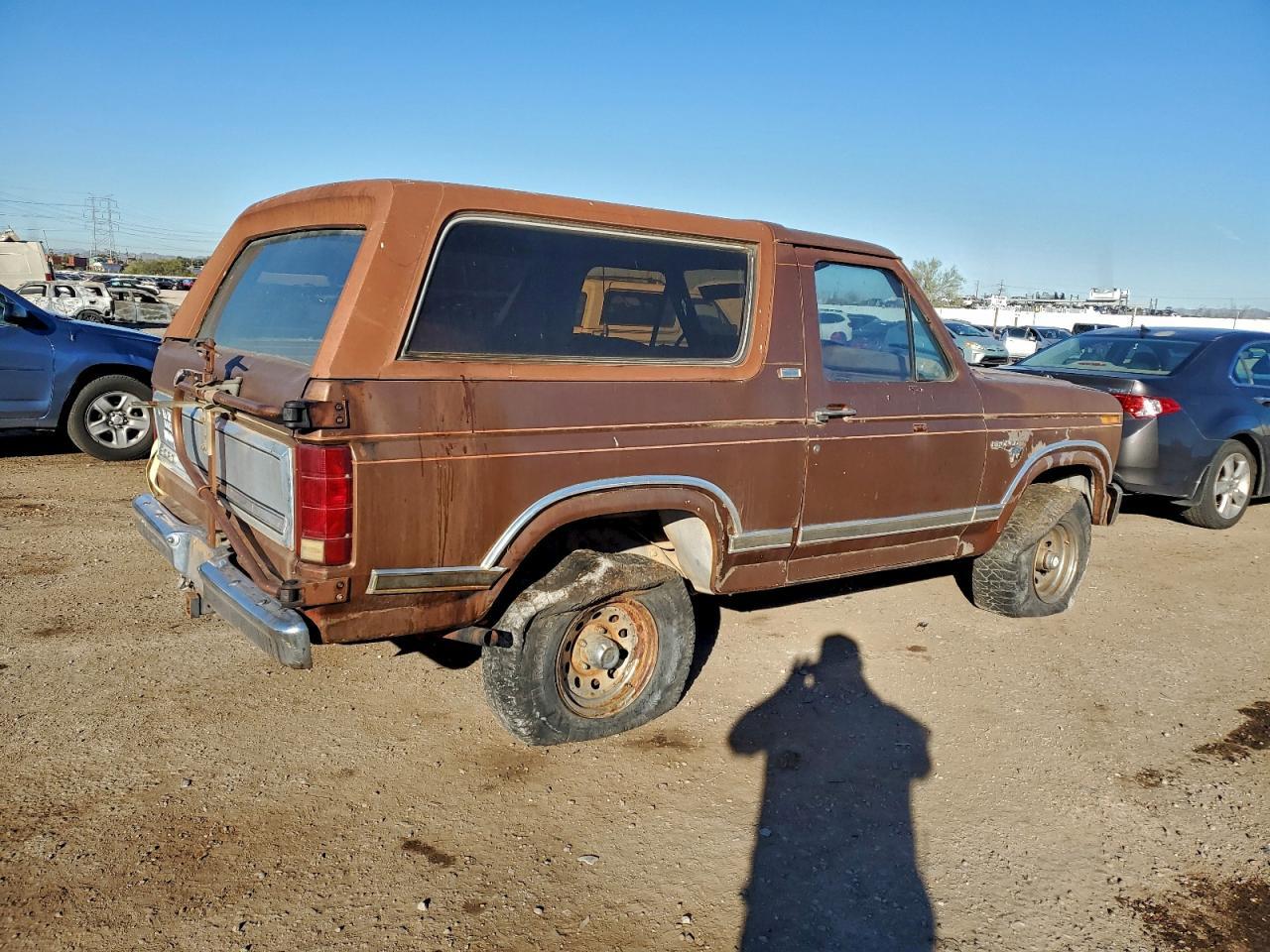 1981 Ford Bronco - Фото 3