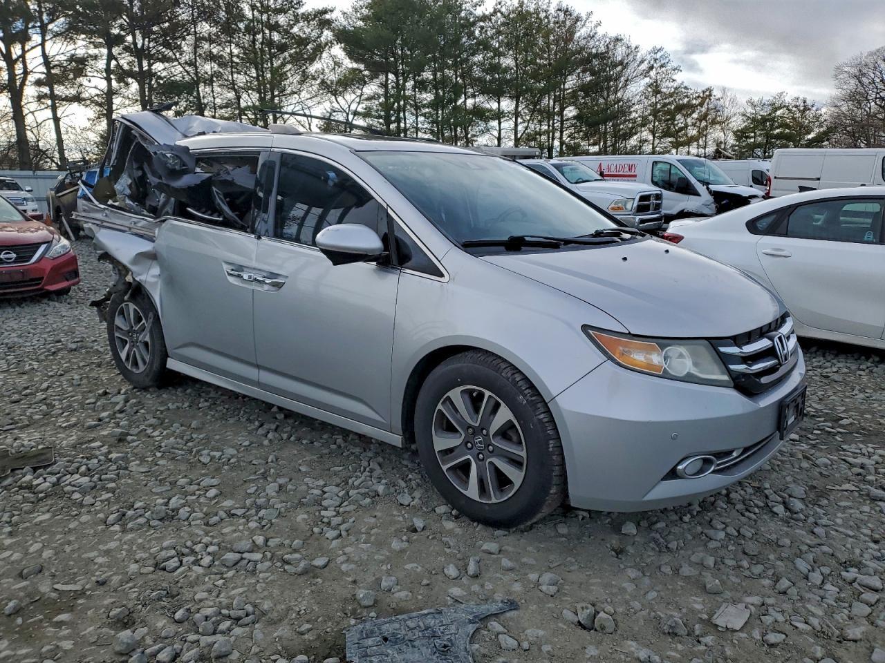 2014 Honda Odyssey Touring - Фото 4