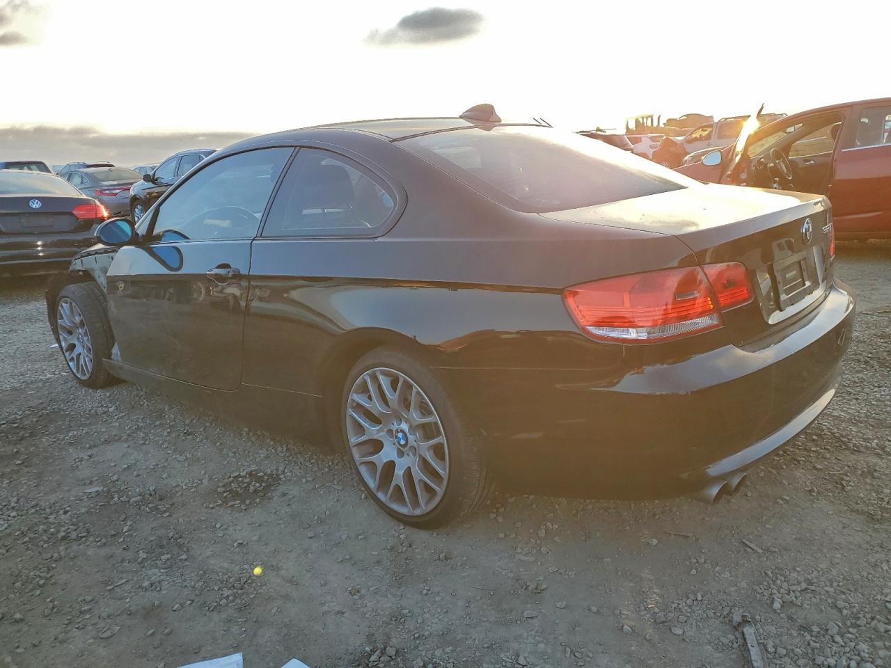 2009 BMW 328 I - Фото 2