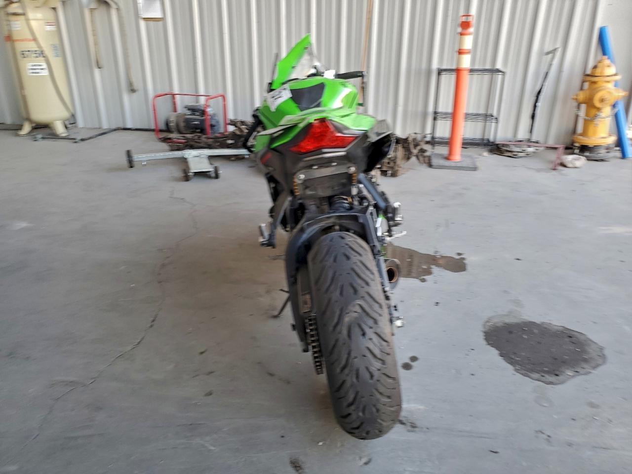 2022 Kawasaki Zx1002 L - Фото 4