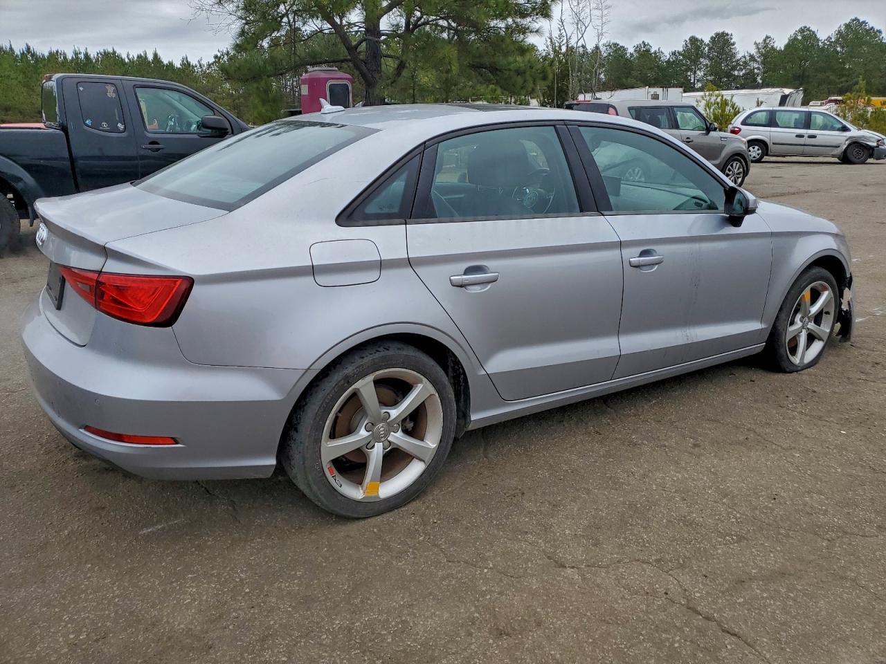 2016 Audi A3 Premium - Image 3