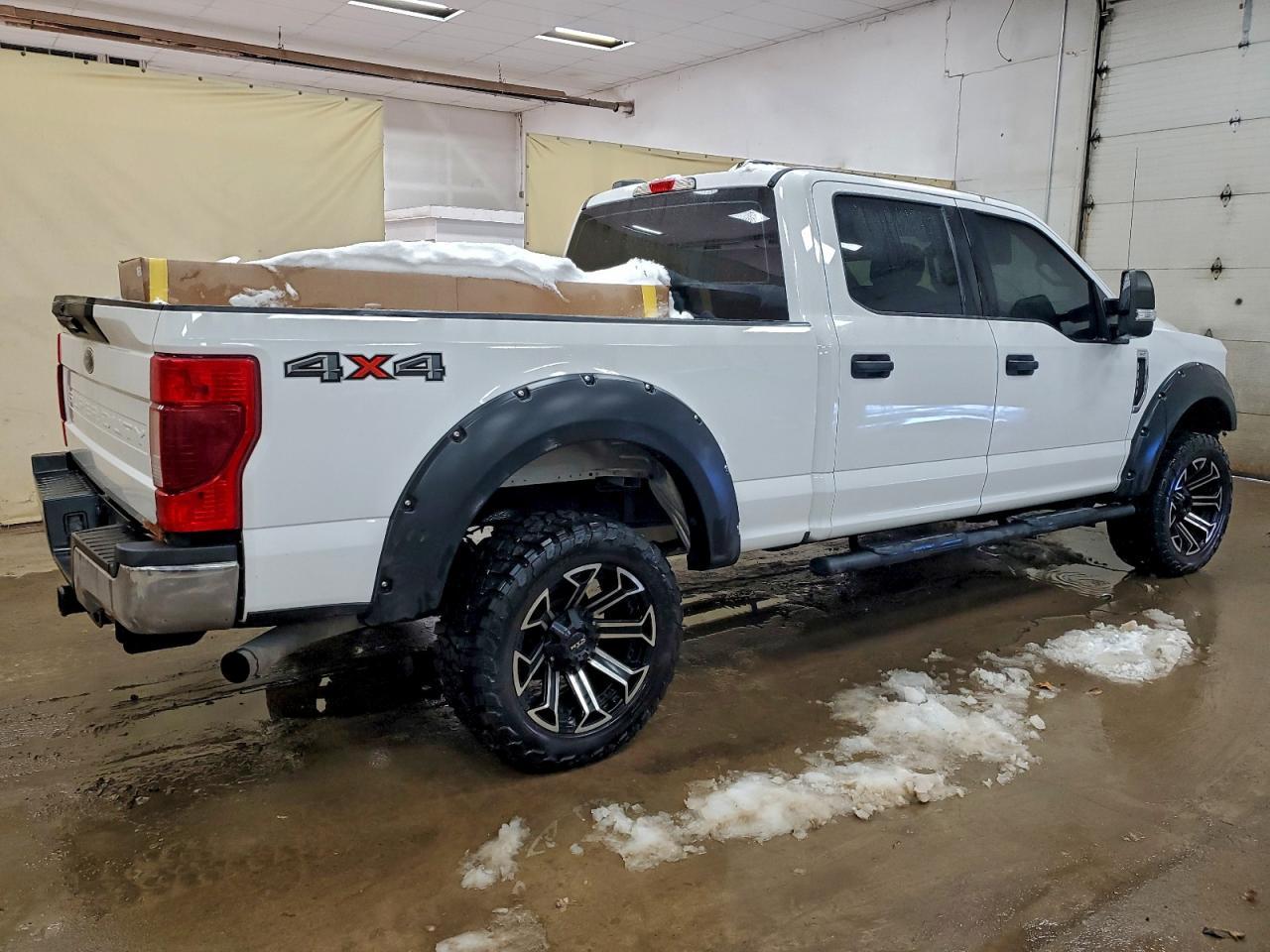 2020 Ford F250 Super Duty - Фото 3