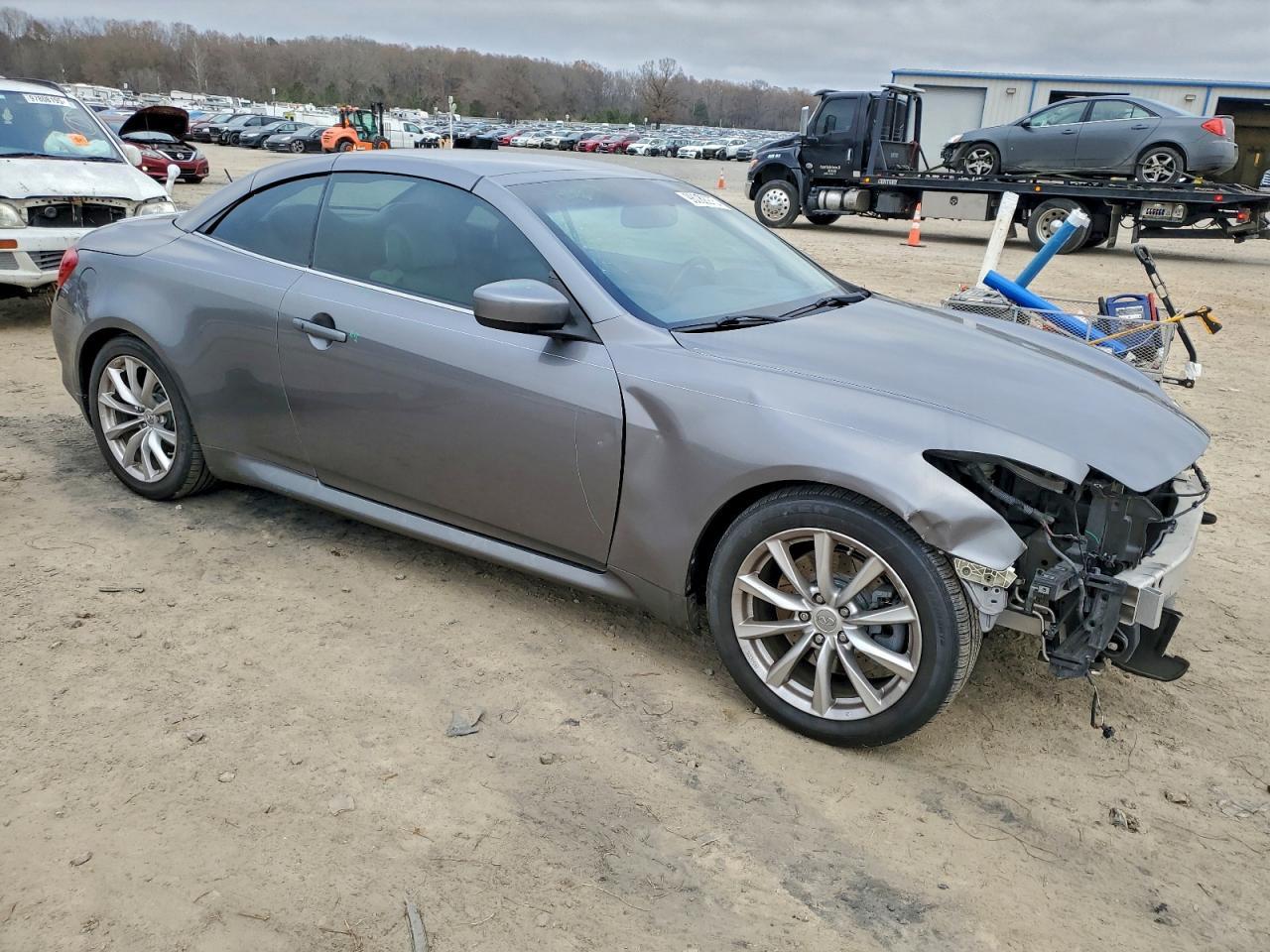 2013 Infiniti G37 Convertible Sport - Фото 4
