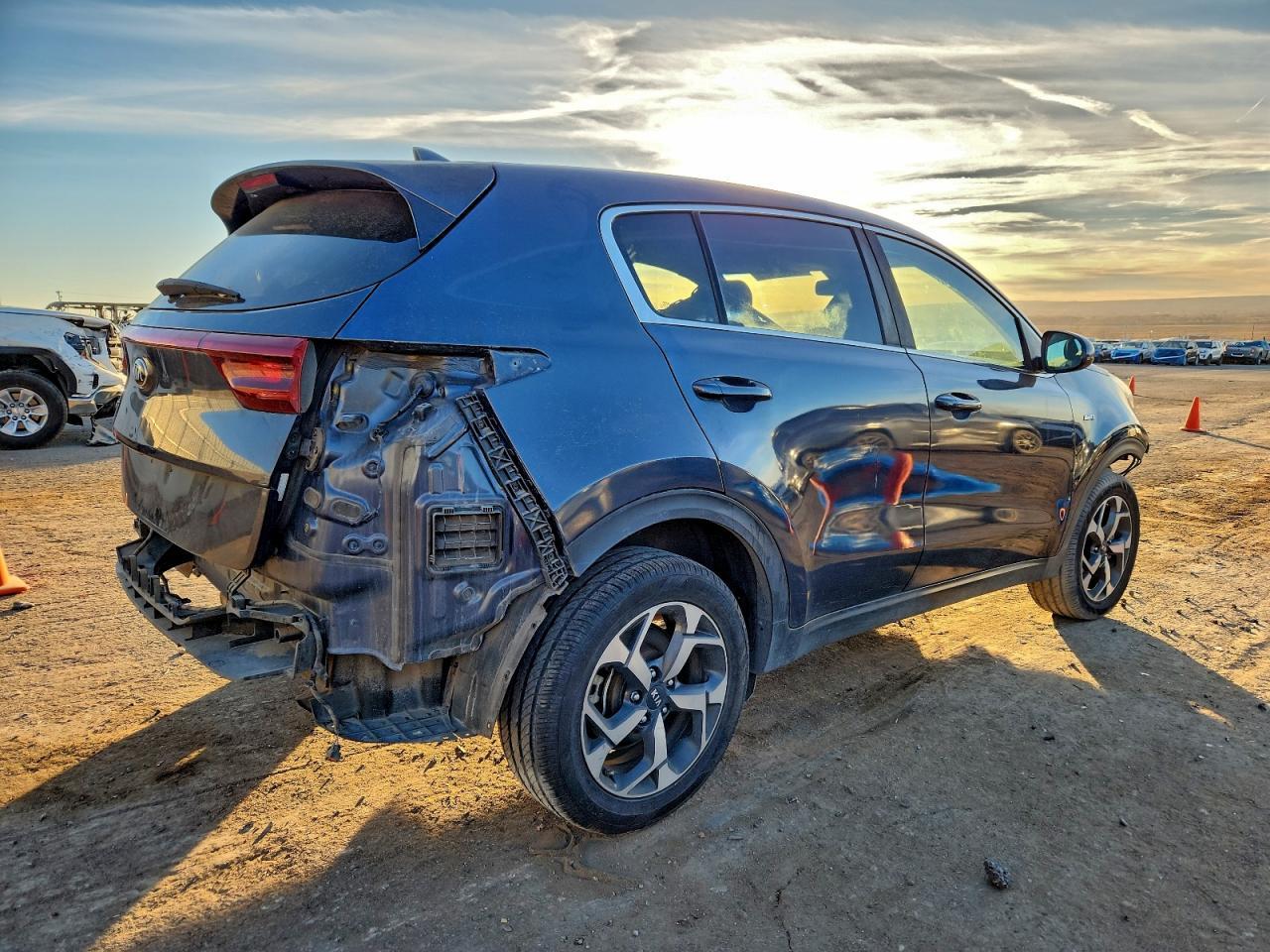 2020 Kia Sportage Lx - Фото 3